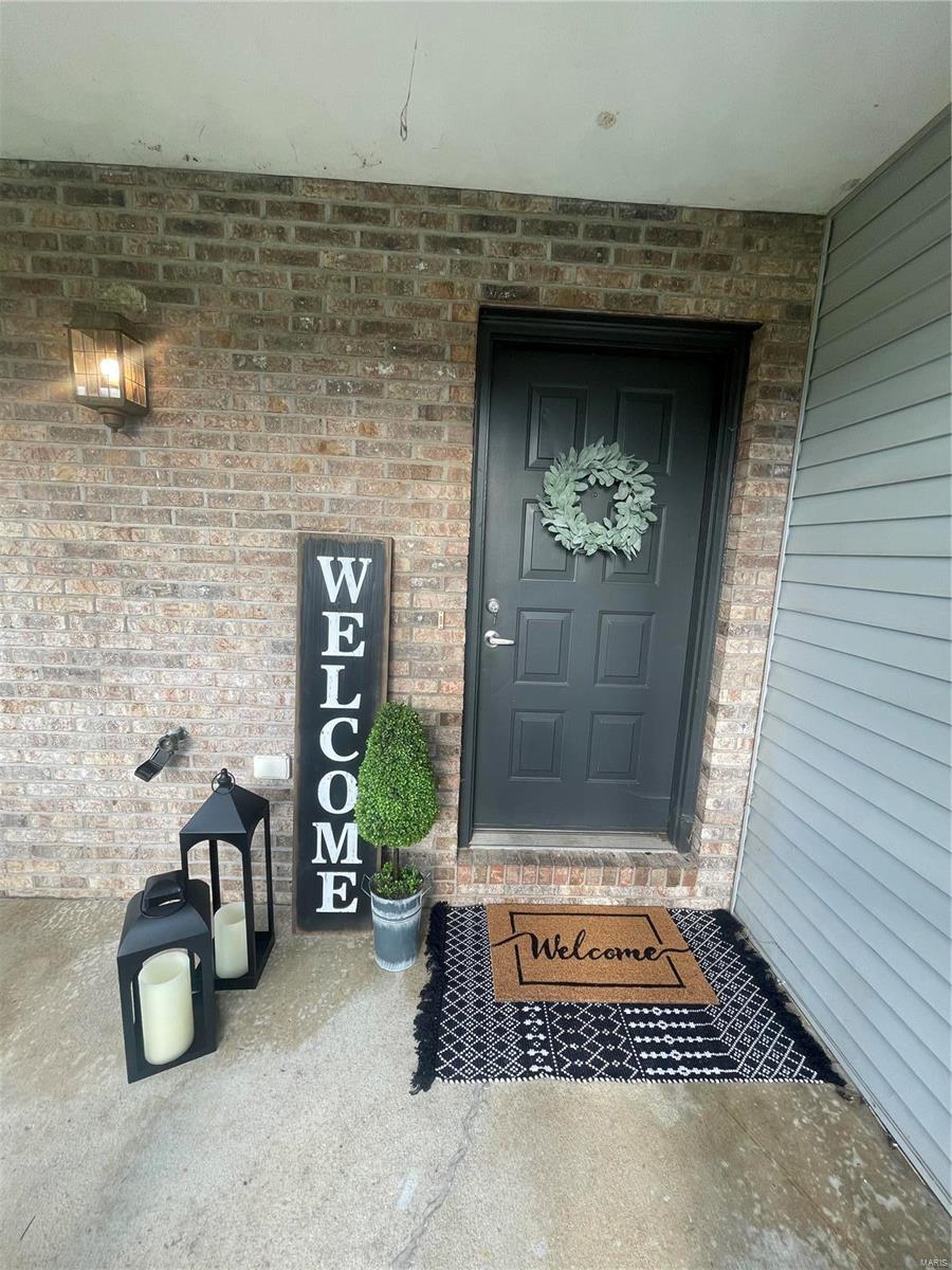 710 Christy Lane Belleville, IL 62221 - Photo 3 of 26