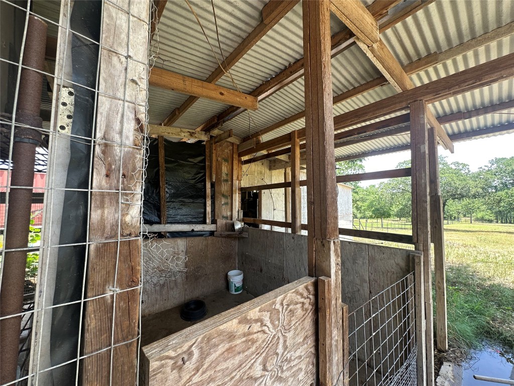 1231 Oak Grove Road Luling, TX 78648 - Photo 26 of 40