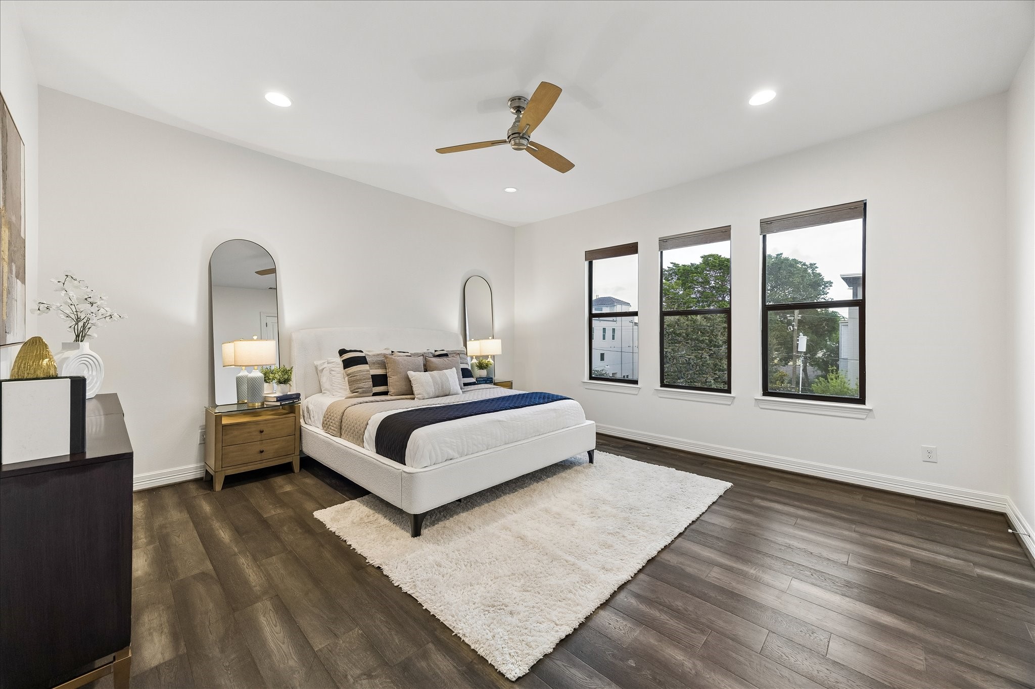1012 Robin Street Houston, TX 77019 - Photo 16 of 36