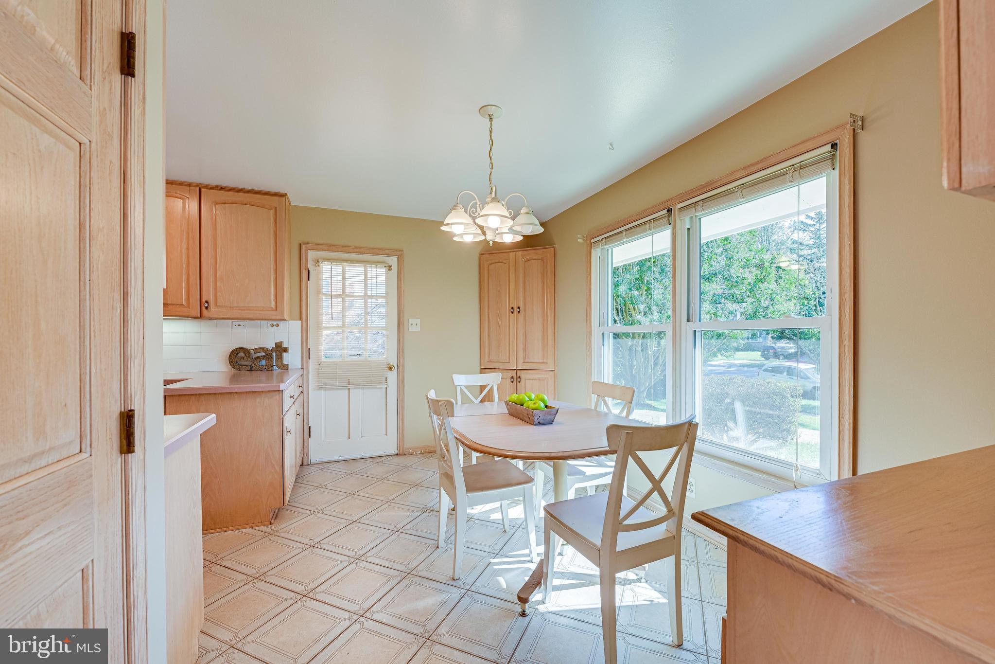 8716 Old Courthouse Road Vienna, VA 22182 - Photo 3 of 62 Gallery Image 3