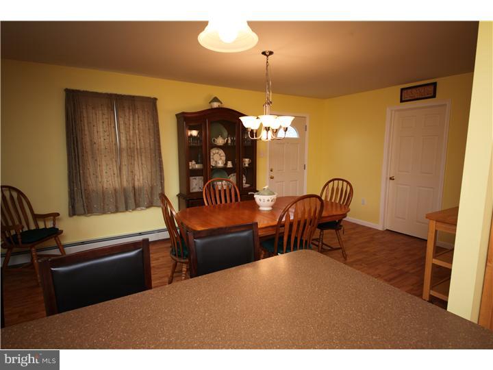 54 Vineyard Road Levittown, PA 19057 - Photo 6 of 21 Dining Room