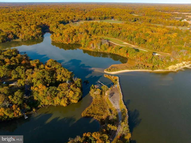 $649,890 | 43088 Island View, Hollywood, MD 20636