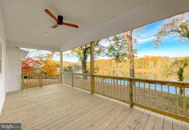 $649,890 | 43088 Island View, Hollywood, MD 20636