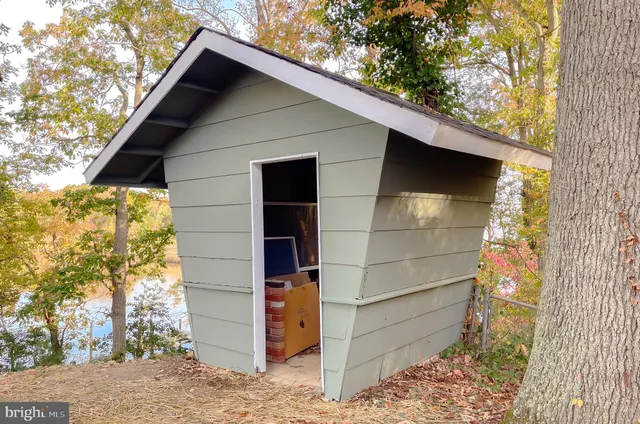 $649,890 | 43088 Island View, Hollywood, MD 20636