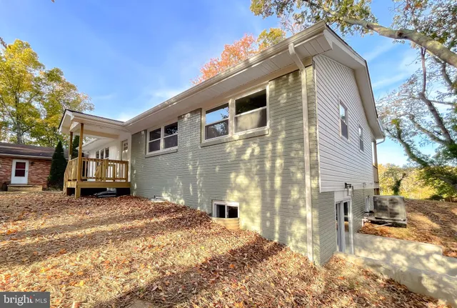 $649,890 | 43088 Island View, Hollywood, MD 20636