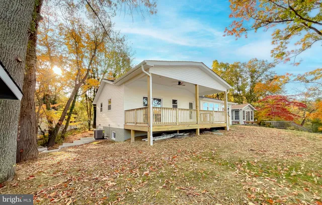 $649,890 | 43088 Island View, Hollywood, MD 20636