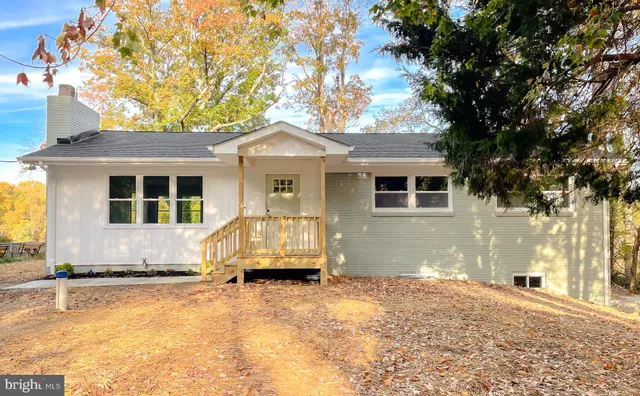 $649,890 | 43088 Island View, Hollywood, MD 20636