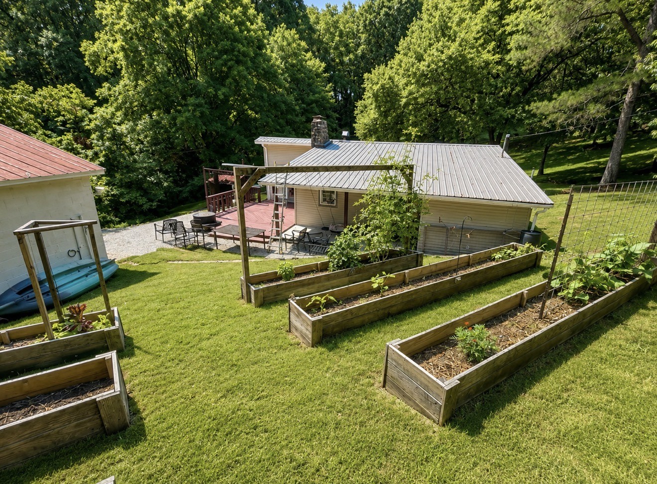 206 Gunter Ridge Road Pulaski, TN 38478 - Photo 9 of 24
