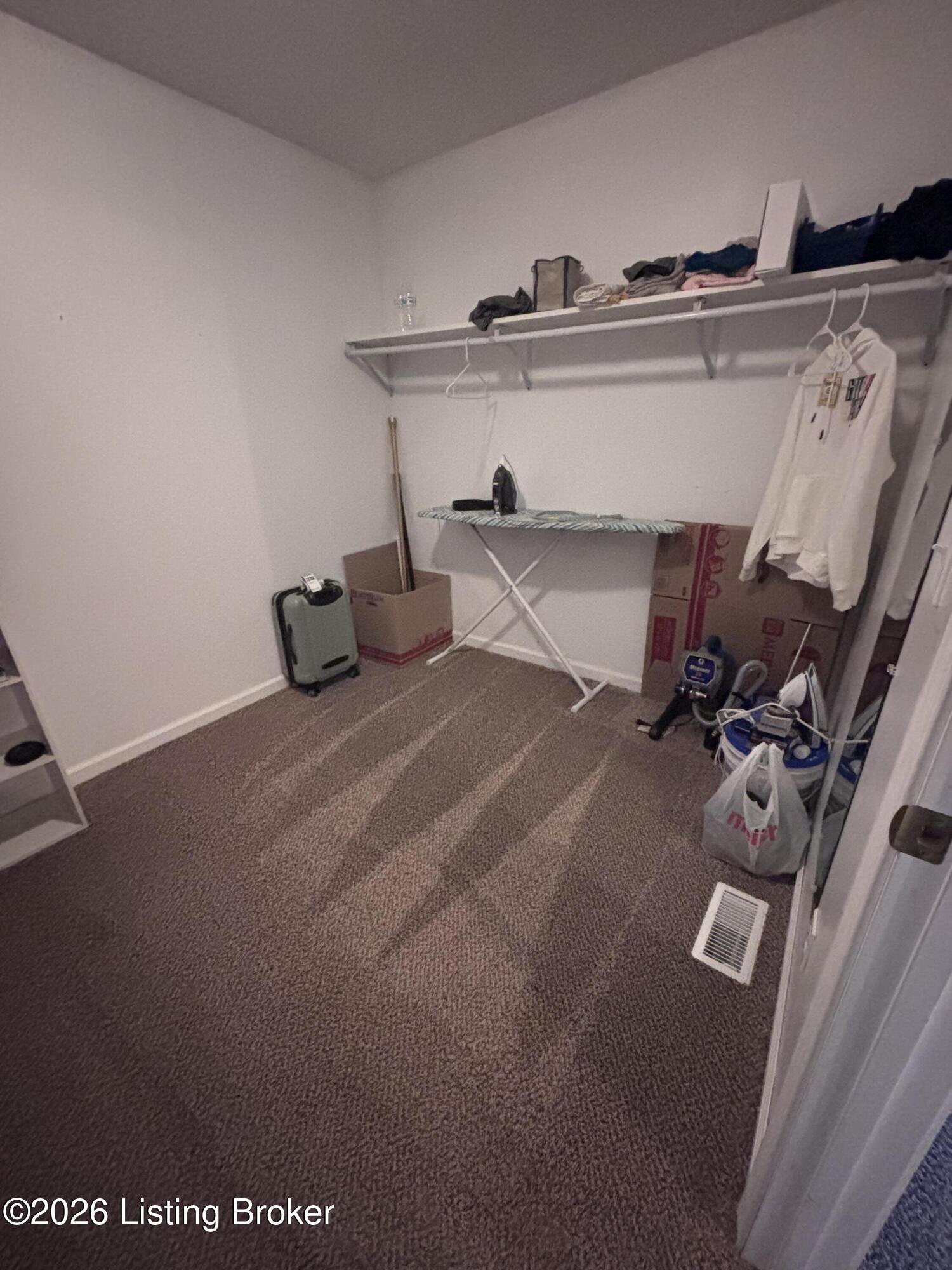 200 Bells Ml Road Shepherdsville, KY 40165 - Photo 60 of 172 Primary walk-in closet