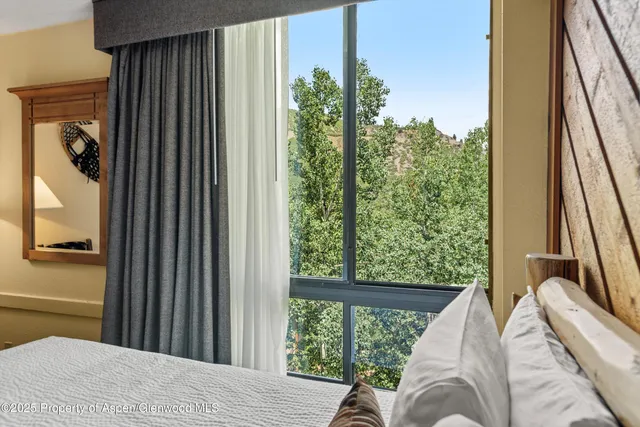 $285,000 | 300 Carriage Way, Unit 506, Snowmass Village, CO 81615