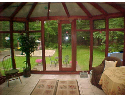 121 Fowler Road Northbridge, MA 01534 - Photo 4 of 10
