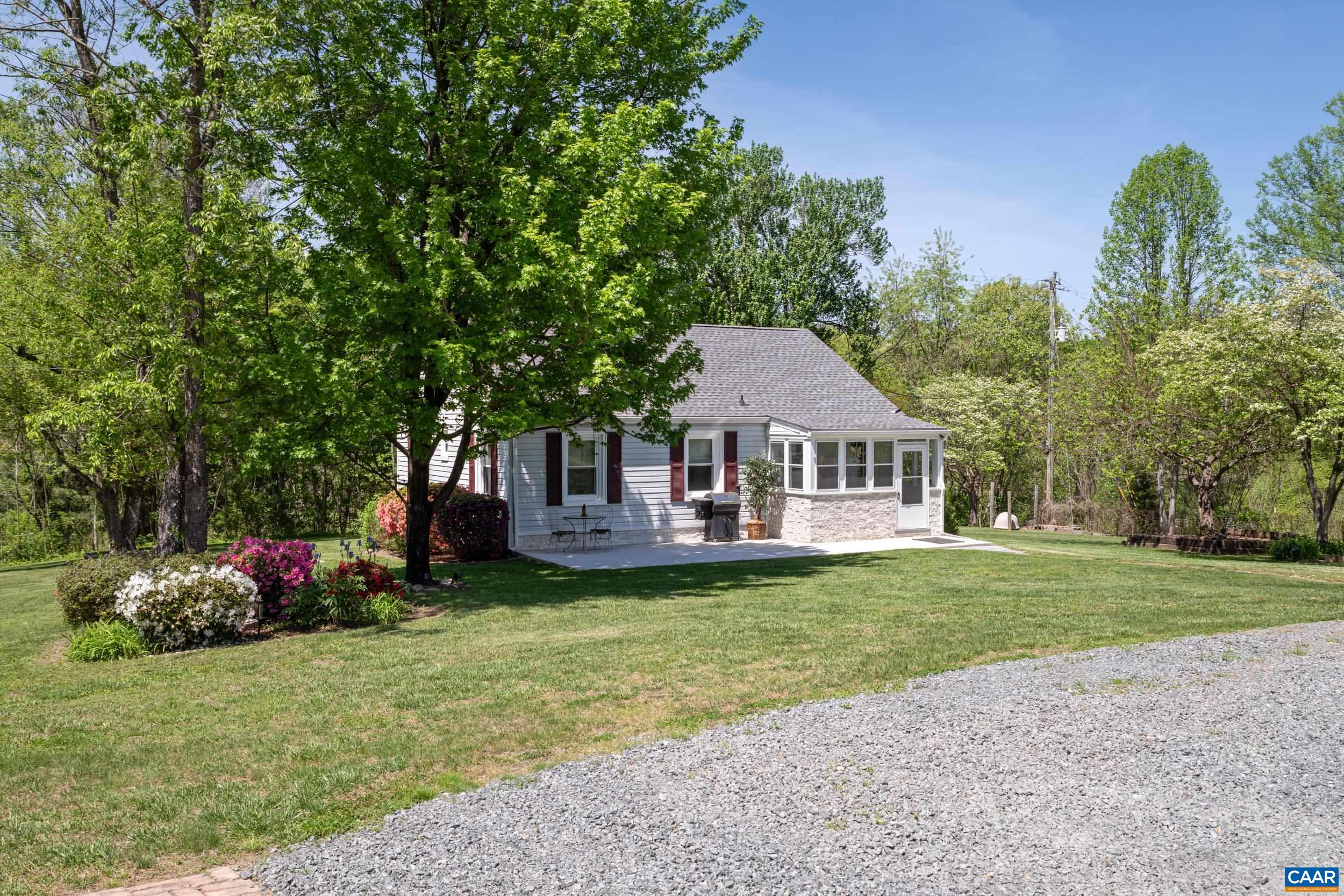 5998 Faber Road Faber, VA 22938 - Photo 6 of 40