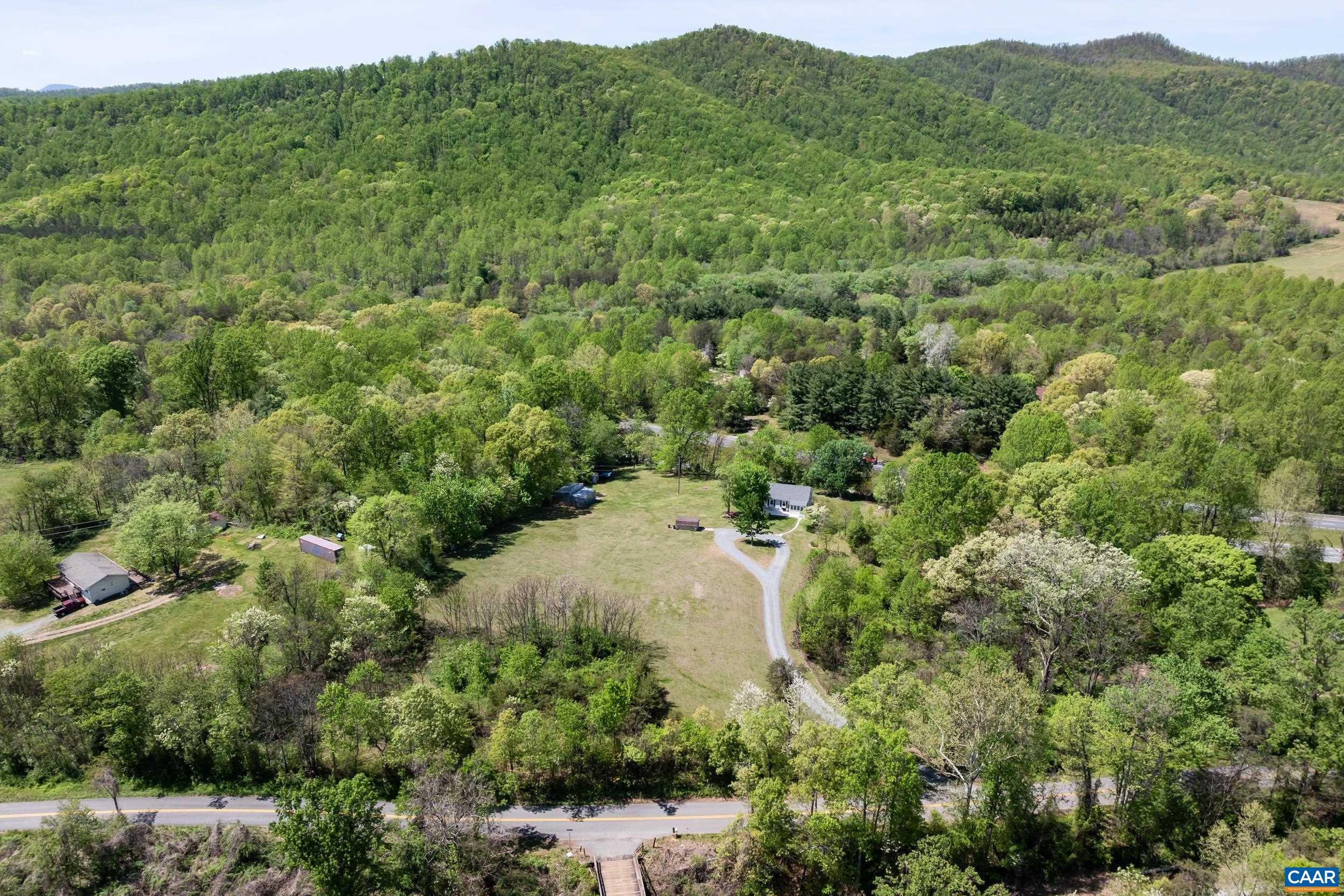 5998 Faber Road Faber, VA 22938 - Photo 7 of 40