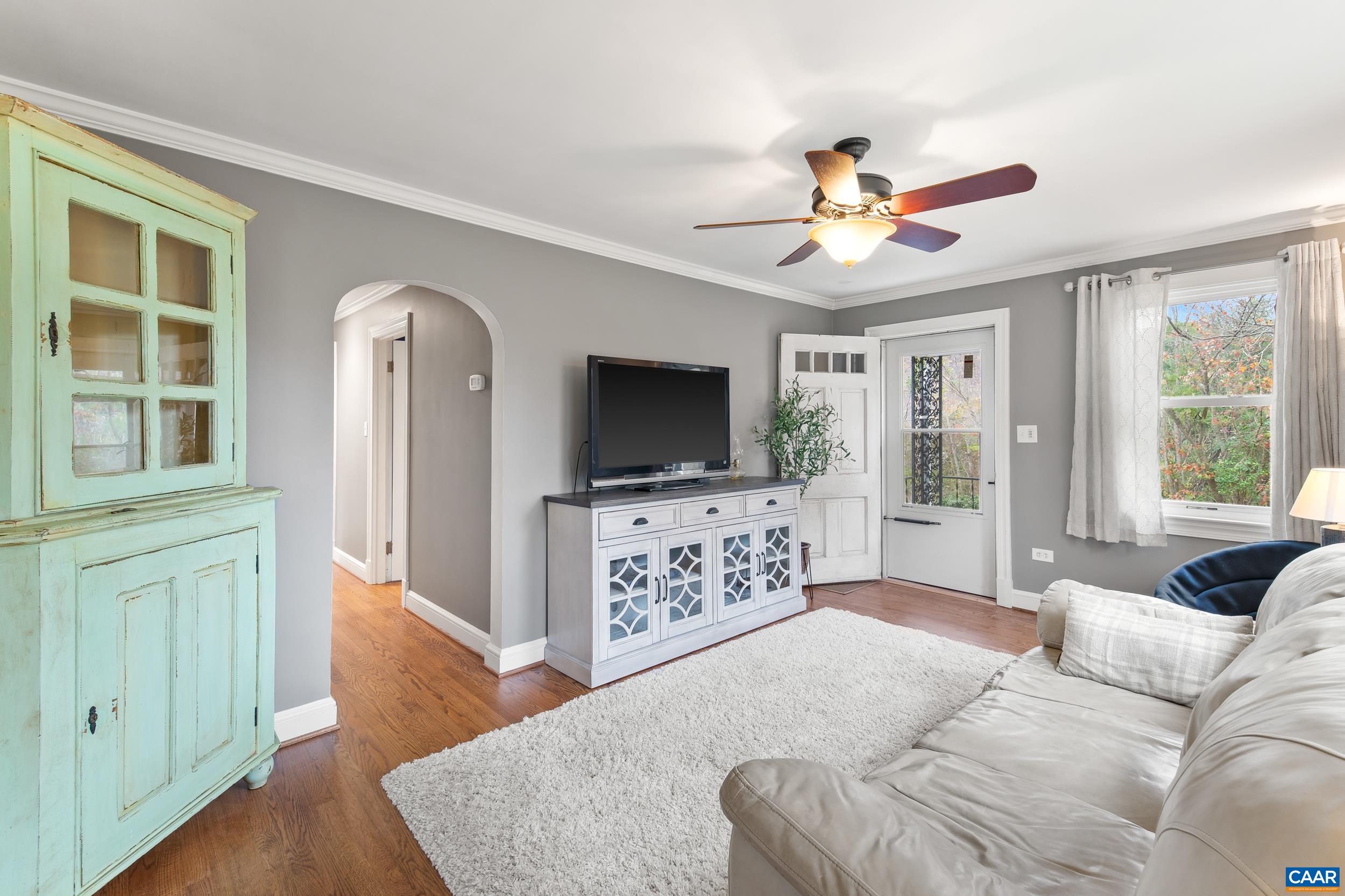 5998 Faber Road Faber, VA 22938 - Photo 10 of 40