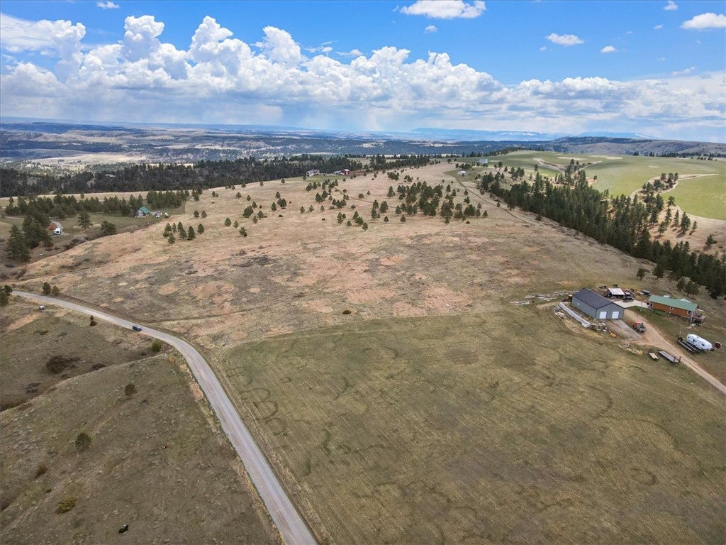 23 Beartooth Lane Columbus, MT 59019 - Photo 7 of 29 Gallery Image 7