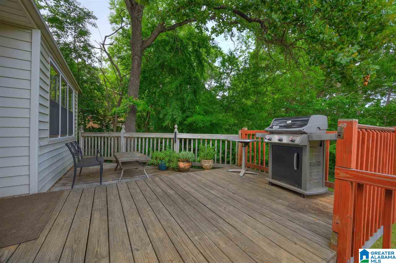 811 Round Hill Road Pelham, AL 35124 - Photo 12 of 33