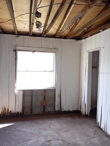 $215,000 | 232 E Street, Lake Wales, FL 33853