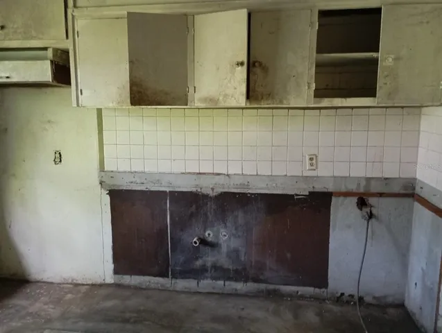 $215,000 | 232 E Street, Lake Wales, FL 33853