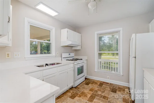 $2,145 | 15716 Youngblood Road, Charlotte, NC 28278