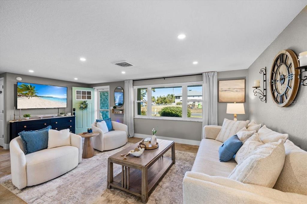 4016 Flamingo Boulevard Hernando Beach, FL 34607 - Photo 10 of 44