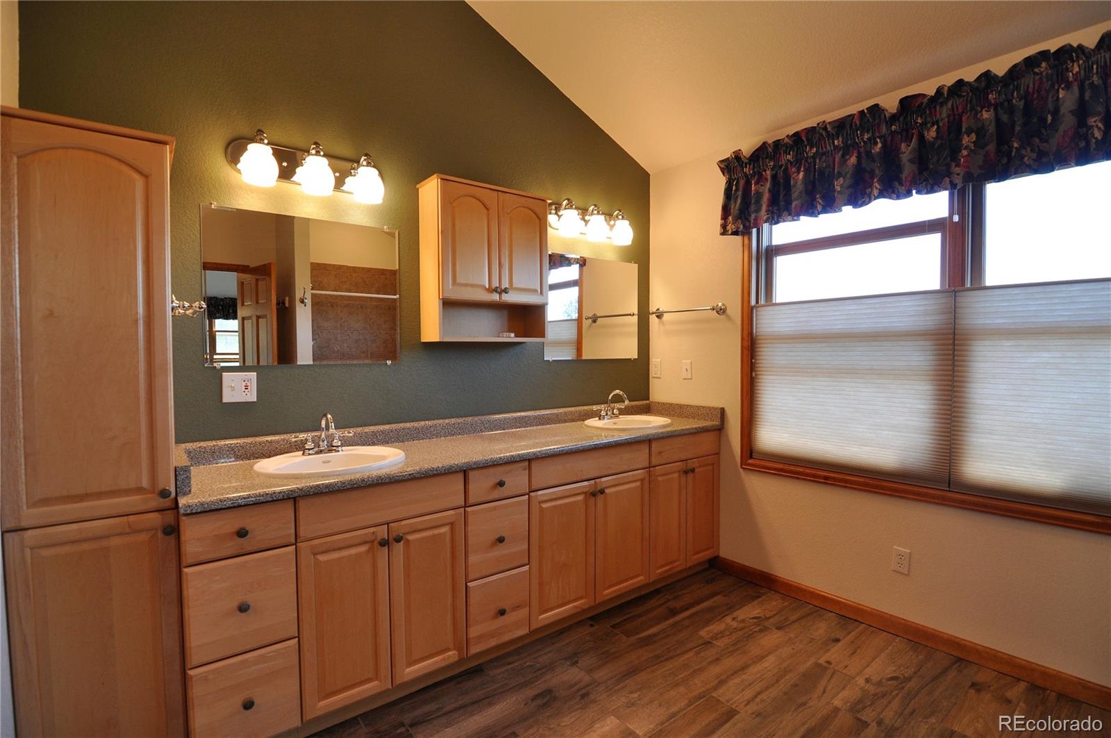 4330 Red Forest Road Monument, CO 80132 - Photo 17 of 37