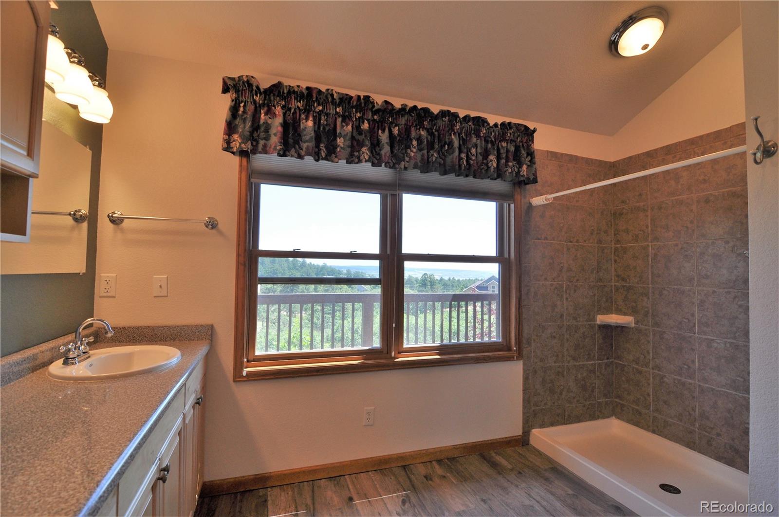 4330 Red Forest Road Monument, CO 80132 - Photo 18 of 37