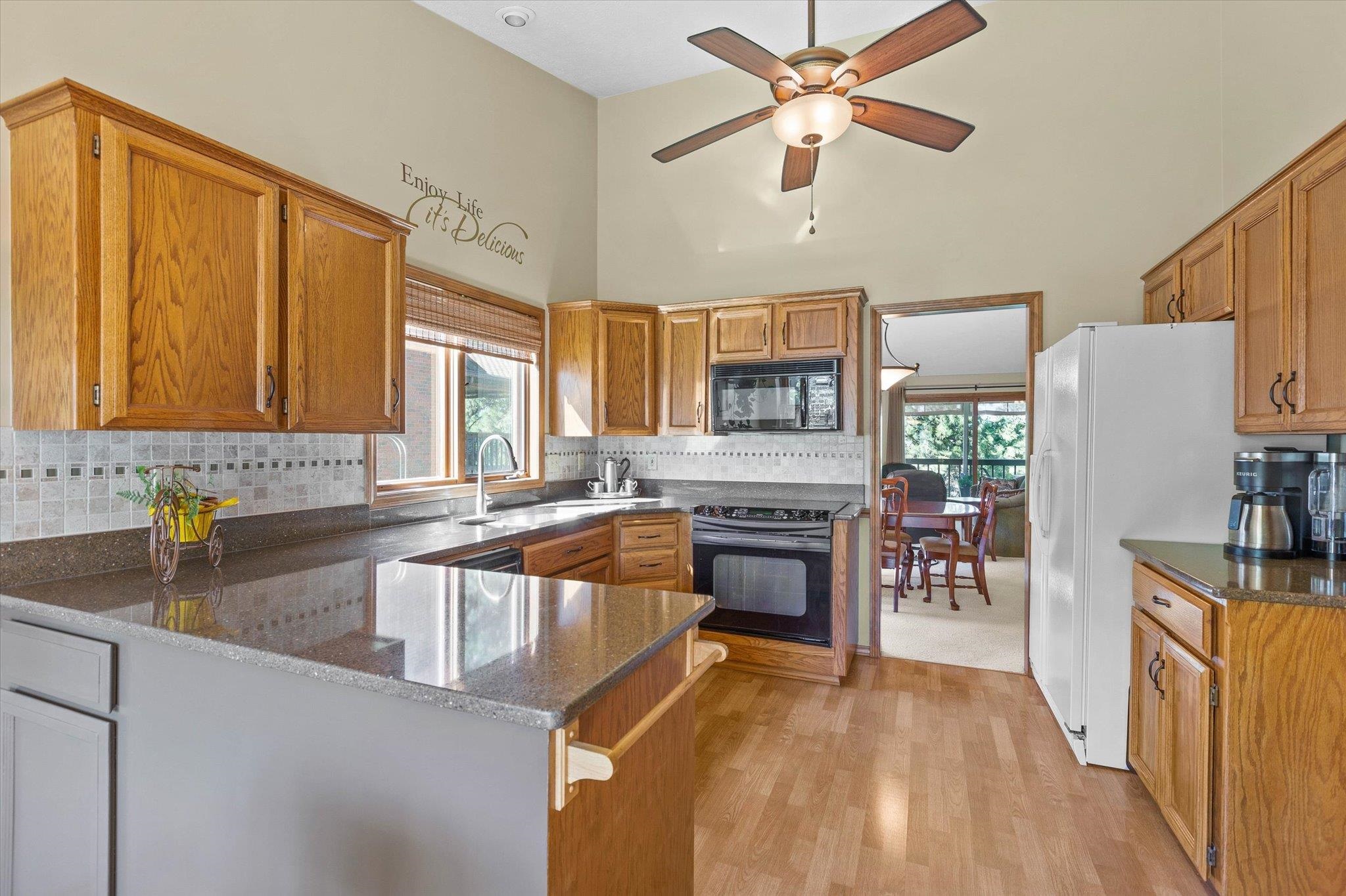 9703 North Ridgecrest Drive Spokane, WA 99208 - Photo 11 of 36 Gallery Image 11