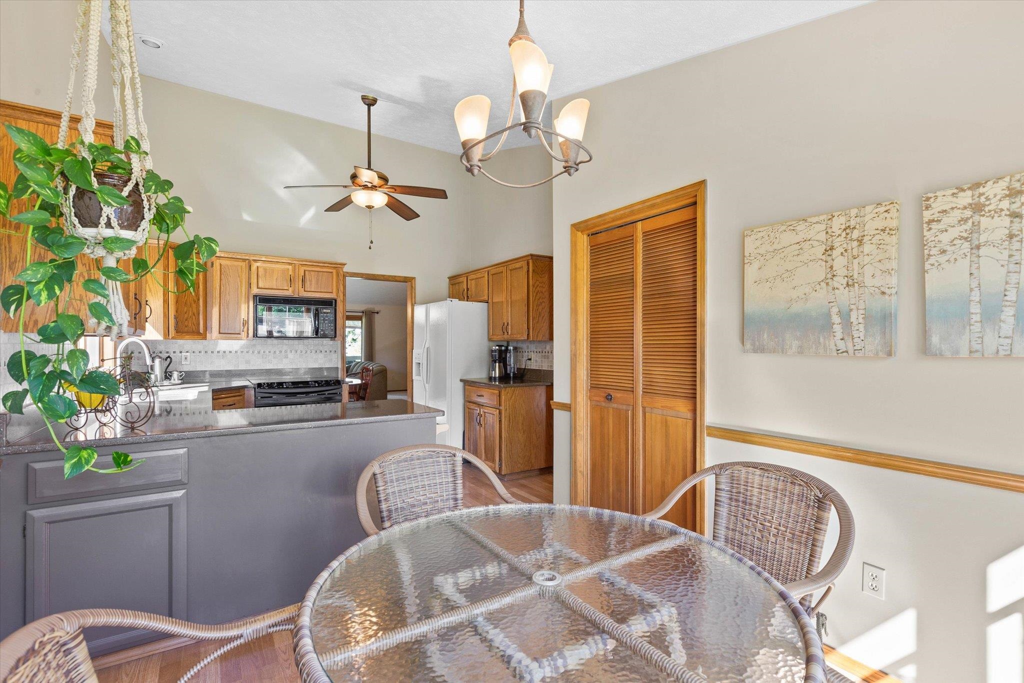 9703 North Ridgecrest Drive Spokane, WA 99208 - Photo 13 of 36 Gallery Image 13