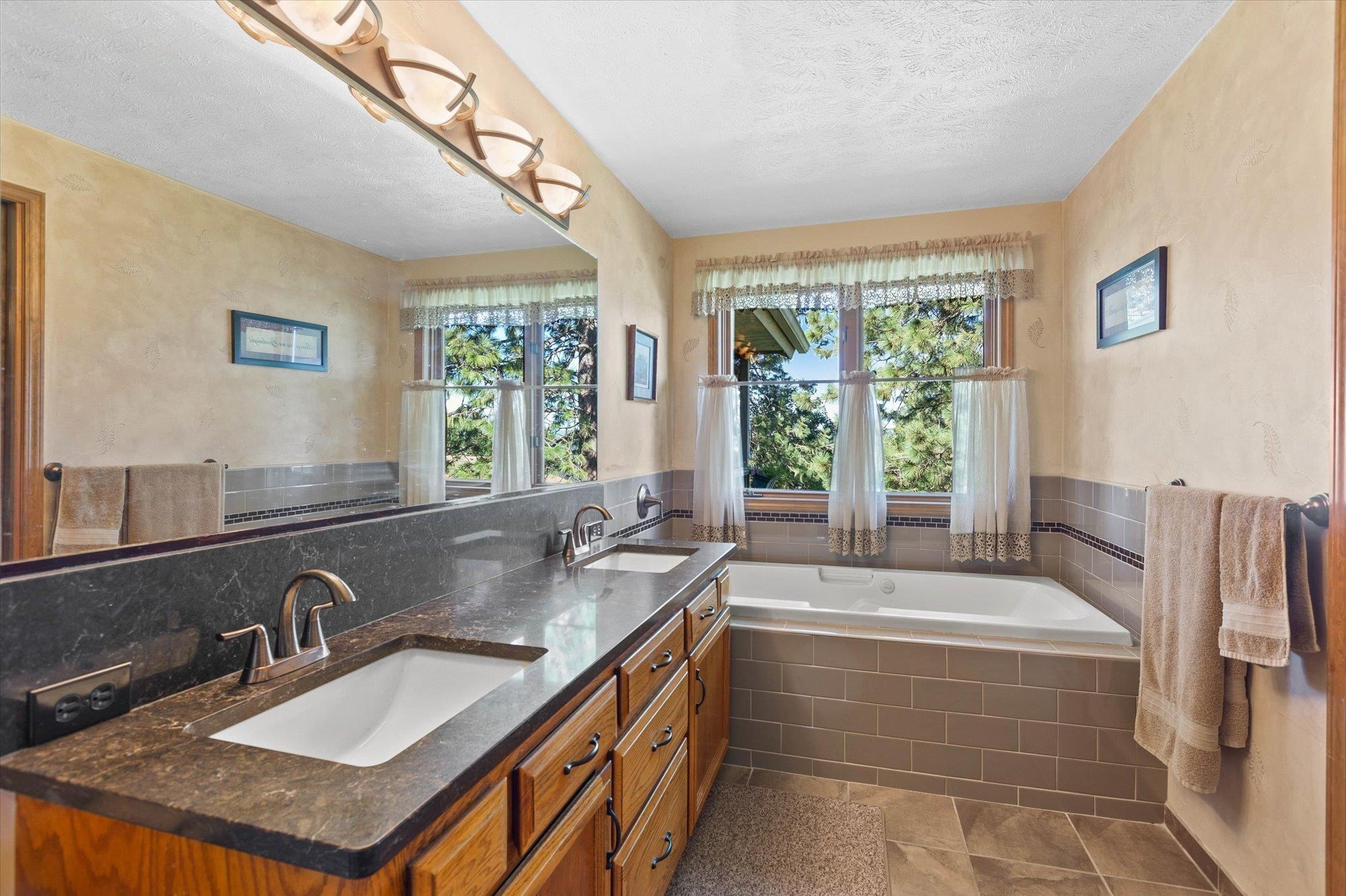 9703 North Ridgecrest Drive Spokane, WA 99208 - Photo 18 of 36 Gallery Image 18