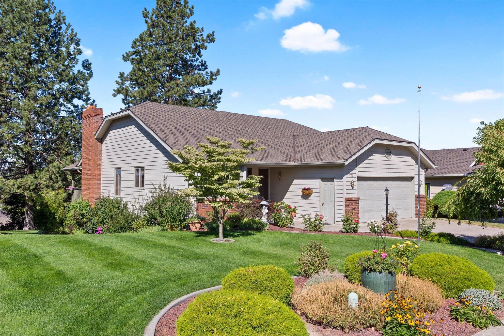9703 North Ridgecrest Drive Spokane, WA 99208 - Photo 3 of 36 Gallery Image 3