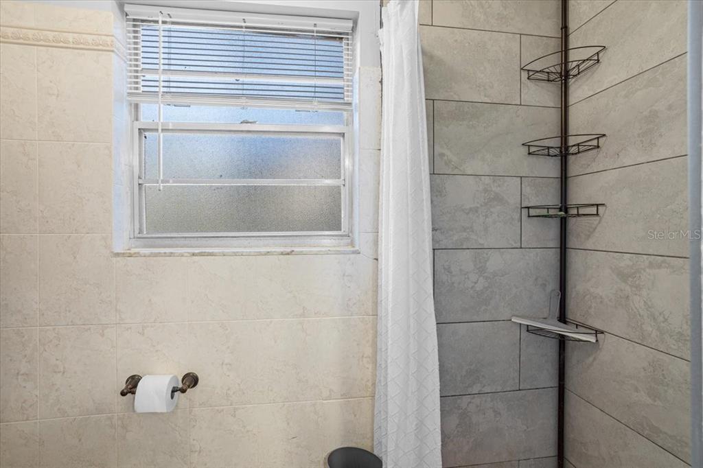 425 Northwest 79 Drive Gainesville, FL 32607 - Photo 15 of 20