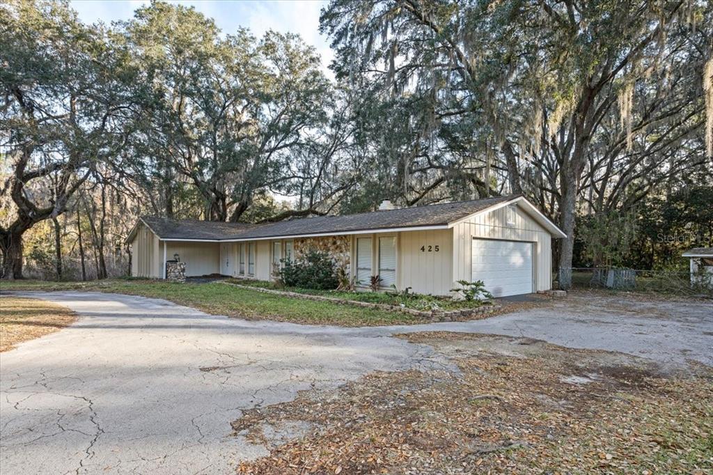 425 Northwest 79 Drive Gainesville, FL 32607 - Photo 2 of 20