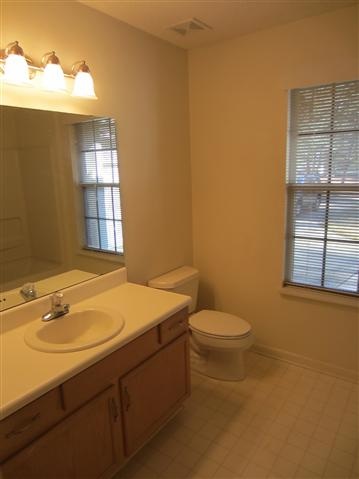 1764 Folkstone Road, Unit 2 Tallahassee, FL 32312 - Photo 8 of 25 Gallery Image 8