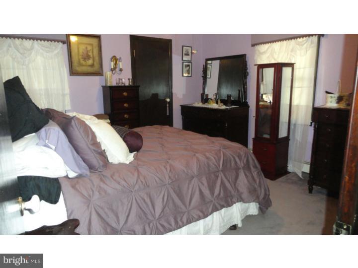 9240 Andover Road Philadelphia, PA 19114 - Photo 8 of 15 Master Bedroom