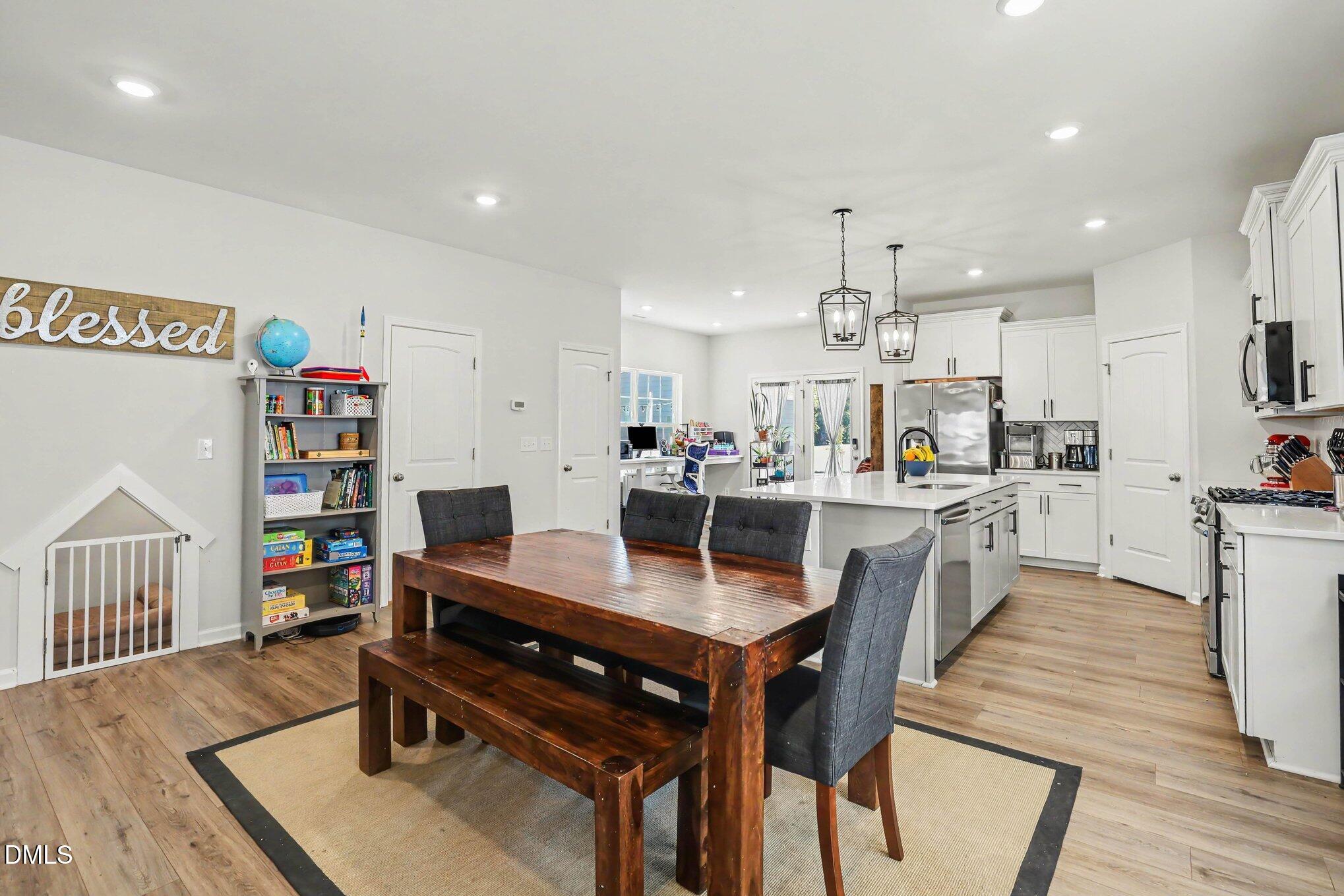 643 Georgias Landing Parkway Raleigh, NC 27603 - Photo 5 of 25