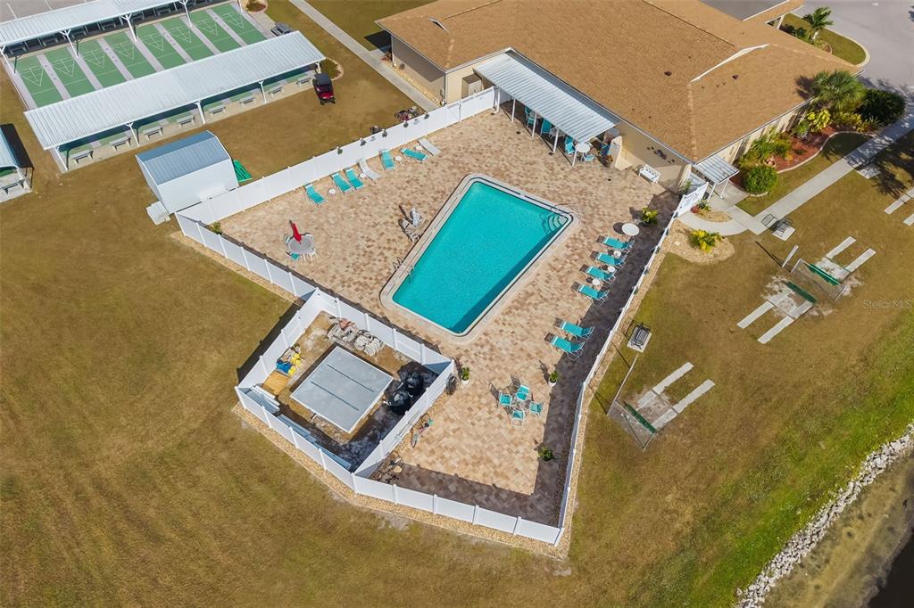 5619 Bayshore Road, Unit 423 Palmetto, FL 34221 - Photo 46 of 55 an aerial view of a house with a yard