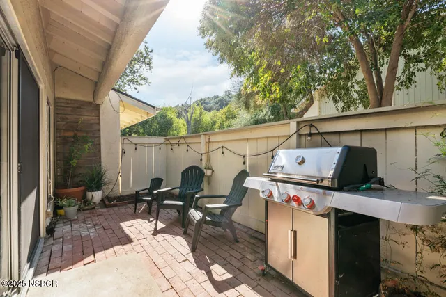 $3,300 | 2111 Village Lane, Solvang, CA 93463