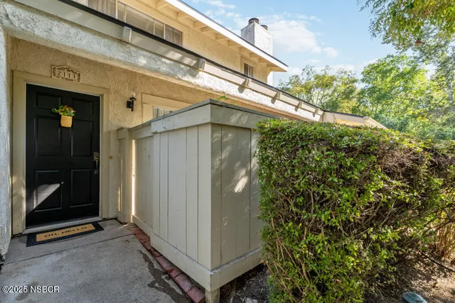 $3,300 | 2111 Village Lane, Solvang, CA 93463