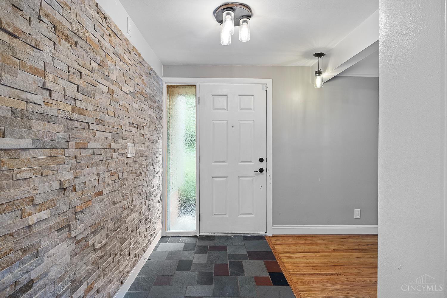 7611 State Road Cincinnati, OH 45255 - Photo 10 of 64 Gallery Image 10