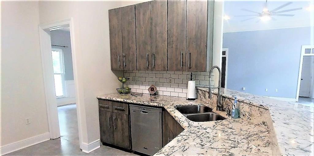 437 Galatas Road Madisonville, LA 70447 - Photo 13 of 38 Gallery Image 13