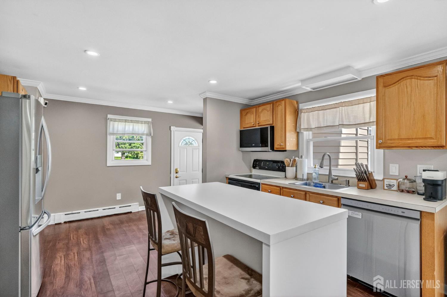 729 Walnut Street Dunellen, NJ 08812 - Photo 9 of 41
