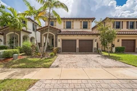 $543,000 | 627 Southeast 34th Avenue, Homestead, FL 33033