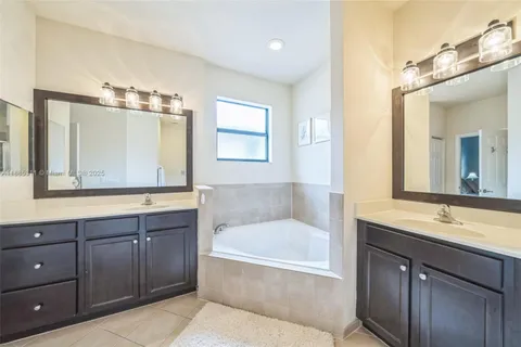 $543,000 | 627 Southeast 34th Avenue, Homestead, FL 33033