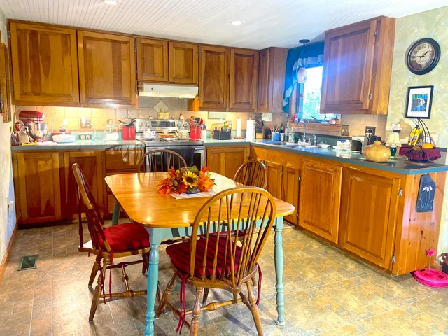 $995,000 | 41 Haskell Avenue, Raymond, ME 04071