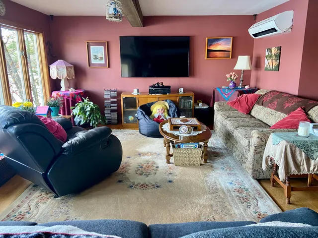 $995,000 | 41 Haskell Avenue, Raymond, ME 04071