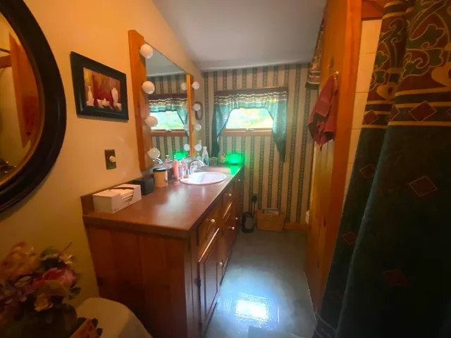 $995,000 | 41 Haskell Avenue, Raymond, ME 04071