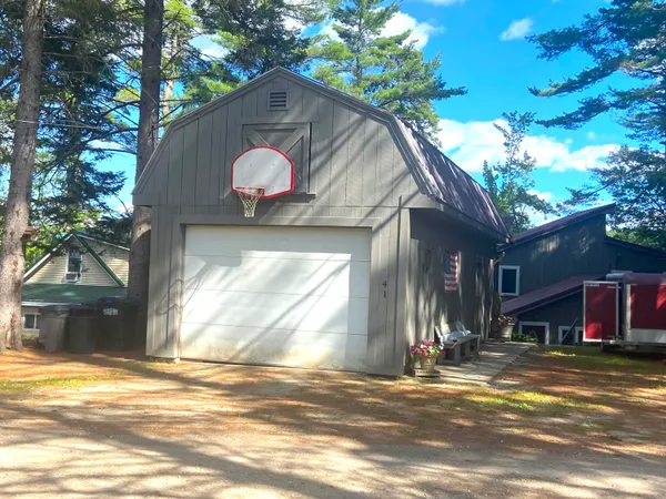 $995,000 | 41 Haskell Avenue, Raymond, ME 04071