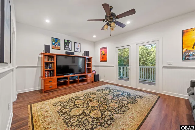 $1,199,000 | 596 Laughing Gull Court, Corolla, NC 27927