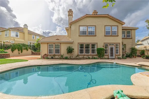 $1,899,988 | 574 Oak Tree Court, Simi Valley, CA 93065