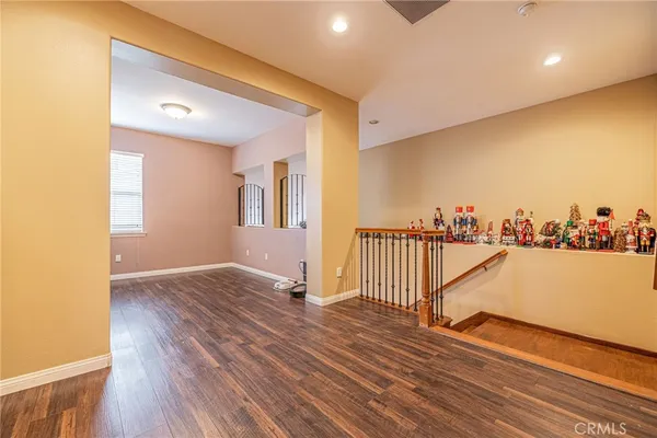 $1,699,999 | 574 Oak Tree Court, Simi Valley, CA 93065